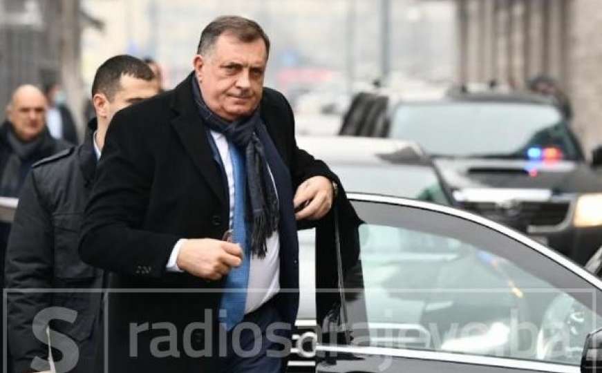 Dodik: Džaferović nije više ni zaslužio od mjesta čuvara stolice u Predsjedništvu